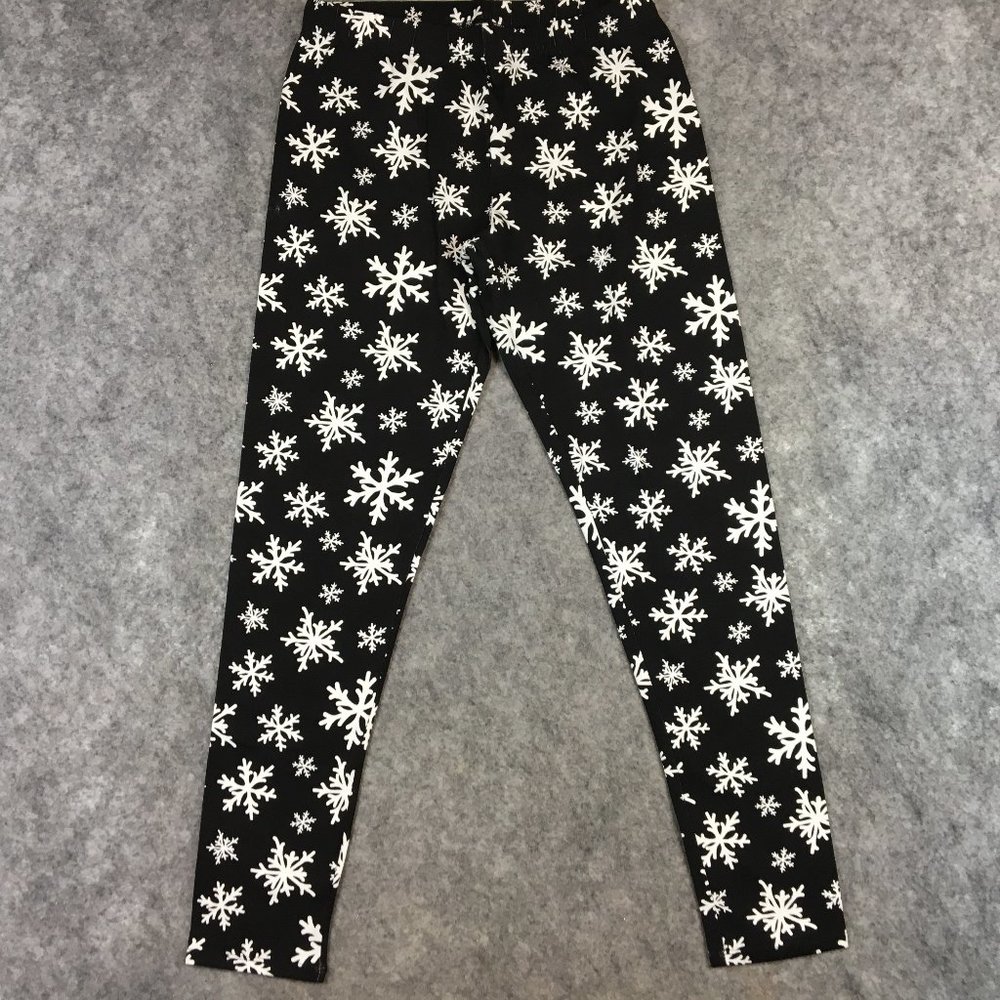 No Boundaries Leggings M 7 9 Black White Mid Rise Snowflake Print Holiday Winter
